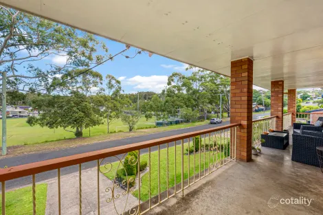 Property photo of 32 Moruya Parade Kotara NSW 2289