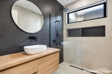Property photo of 6 Coco Drive Mickleham VIC 3064