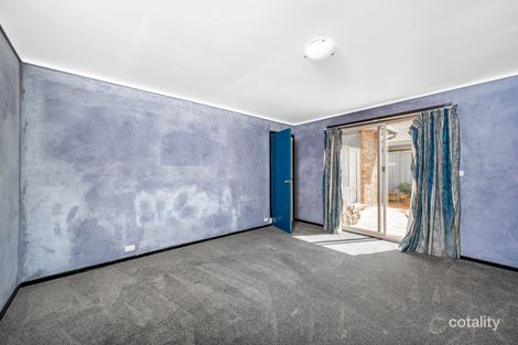 Property photo of 32 Walker Crescent Jerrabomberra NSW 2619