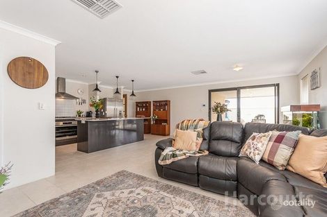 Property photo of 8 Panola Way Sinagra WA 6065