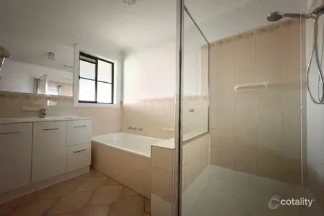 Property photo of 5 Chinnock Court Craigieburn VIC 3064