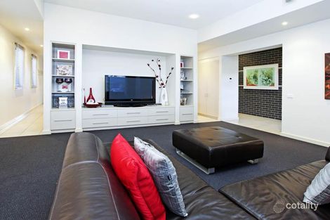 Property photo of 9 Nunan Court Highton VIC 3216