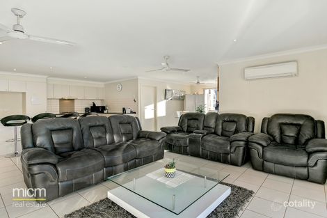 Property photo of 12 Ormesby Place Deer Park VIC 3023