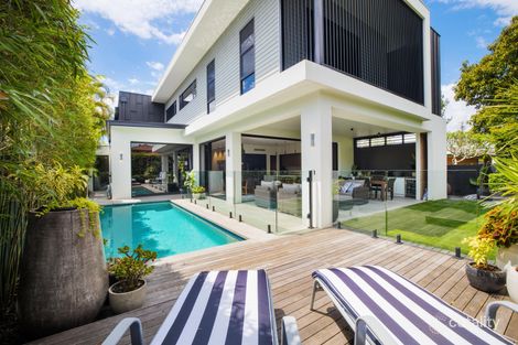 Property photo of 21 Saint Andrews Avenue Surfers Paradise QLD 4217