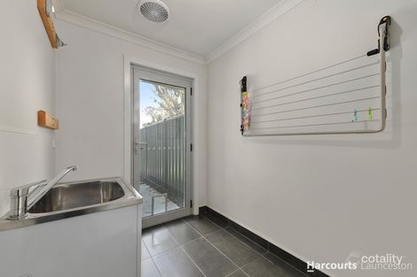 Property photo of 2/9-11 Hortus Place Newnham TAS 7248