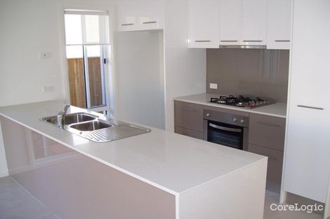 Property photo of 5 Cremorne Street Point Cook VIC 3030