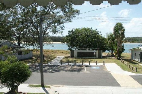 Property photo of 29 Island Esplanade Boyne Island QLD 4680