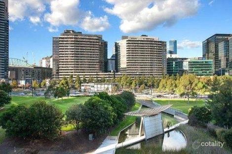 Property photo of 902/1 Encounter Way Docklands VIC 3008