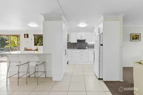 Property photo of 15 Simmons Drive Ulladulla NSW 2539