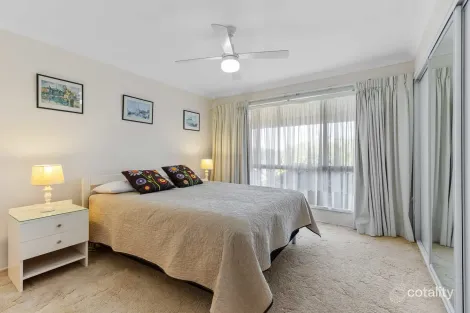 Property photo of 15 Simmons Drive Ulladulla NSW 2539
