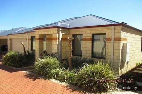 Property photo of 27 Sixth Road Armadale WA 6112