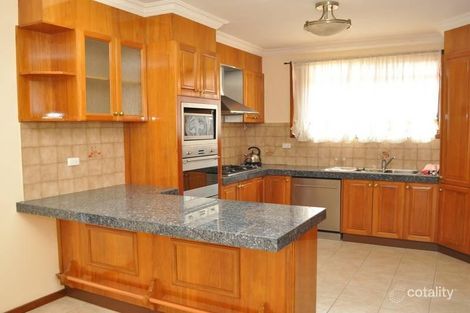 Property photo of 4 Tennyson Drive Delahey VIC 3037