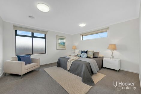 Property photo of 12 Bridgewater Parkway Wallan VIC 3756