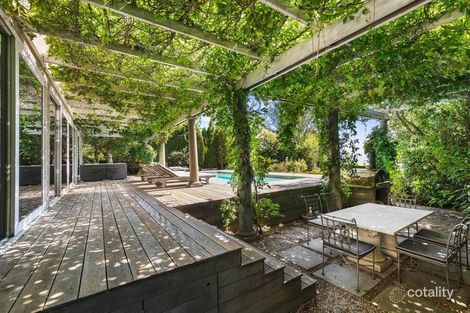 Property photo of 11 Rosserdale Crescent Mount Eliza VIC 3930