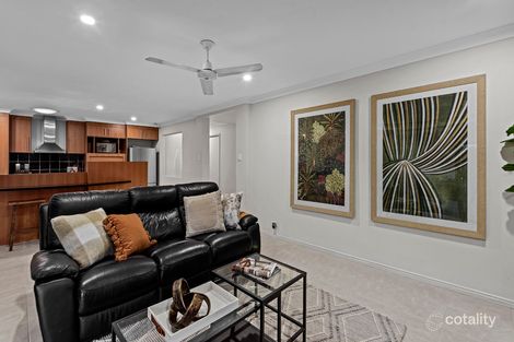 Property photo of 1 Daphne Place Wakerley QLD 4154