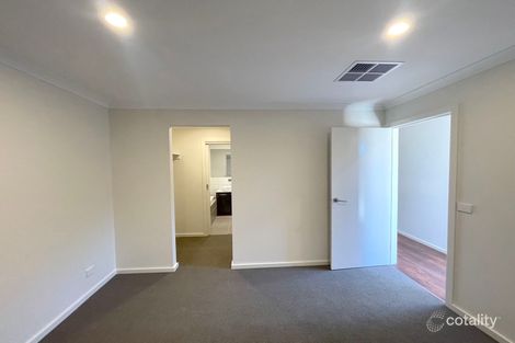 Property photo of 5 Fargo Street Thornhill Park VIC 3335
