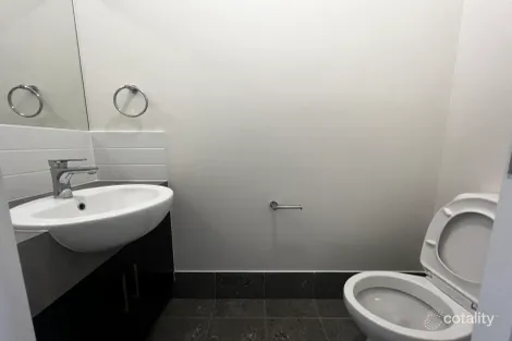 Property photo of 10 Florence Lane Tonsley SA 5042