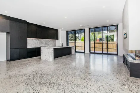 Property photo of 27 David Drive Mooroolbark VIC 3138