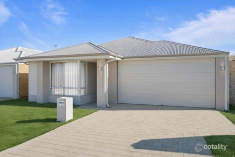 Property photo of 4 Killarney Loop Gosnells WA 6110