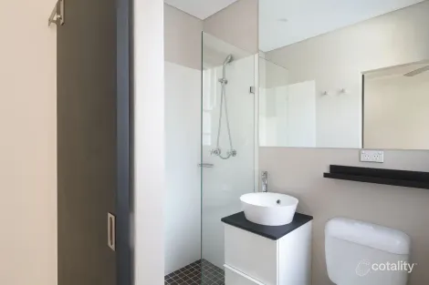 Property photo of 26/37-39 Francis Street Darlinghurst NSW 2010