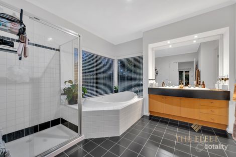 Property photo of 9 Springbank Court Point Cook VIC 3030