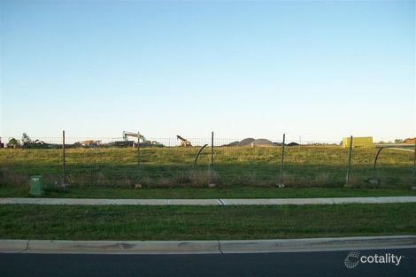 101 Southern Cross Ave, Middleton Grange, NSW 2171