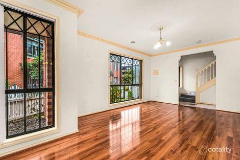 Property photo of 2/238-240 Buckley Street Essendon VIC 3040