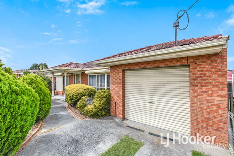 Property photo of 18 Warana Drive Hampton Park VIC 3976