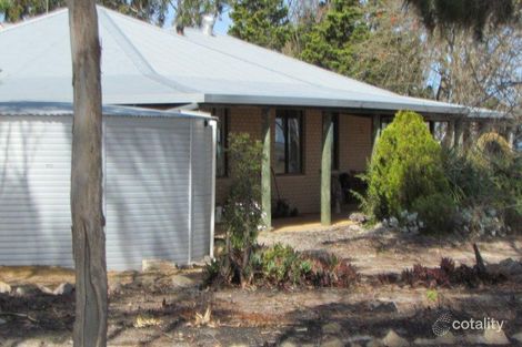 5319 Fitzgerald Rd, West River, WA 6346