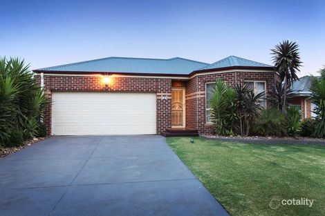 42 Clarendon Wynd, Caroline Springs, VIC 3023