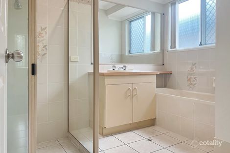 Property photo of 8 Masters Court Urraween QLD 4655