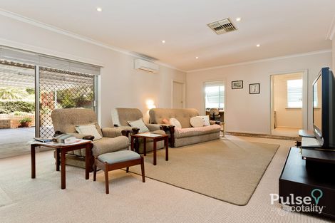 Property photo of 4 Bridget Place Shelley WA 6148