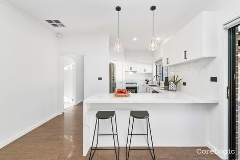 Property photo of 2 Grenadier Grove Hillside VIC 3037