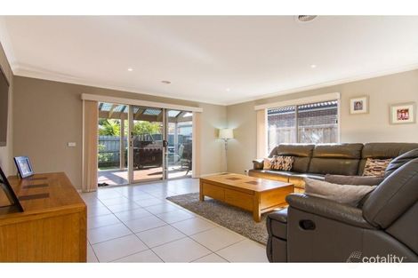 Property photo of 4 Eden Avenue Skye VIC 3977