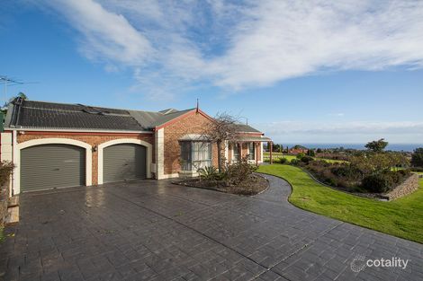 27 Beeches Rd, Hallett Cove, SA 5158