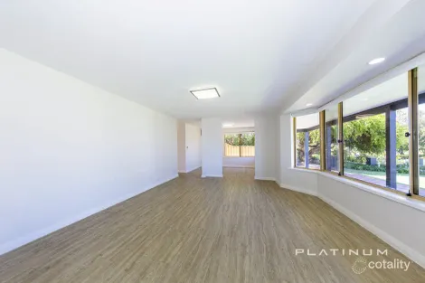 Property photo of 111 Southern Cross Circle Ocean Reef WA 6027