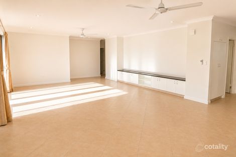 Property photo of 8 Edgecumbe Court Gray NT 0830