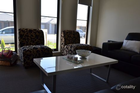 Property photo of 7 Daylesford Close Ropes Crossing NSW 2760