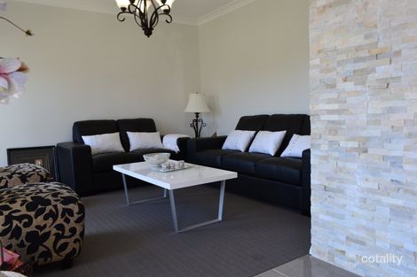 Property photo of 7 Daylesford Close Ropes Crossing NSW 2760