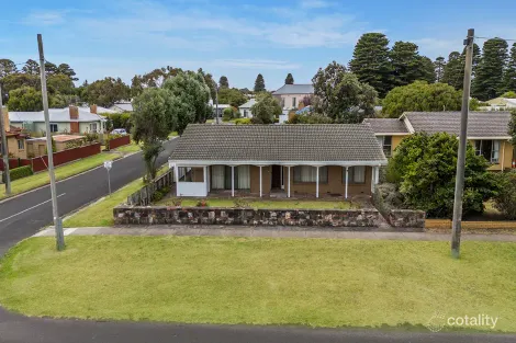 Property photo of 74 Cox Street Port Fairy VIC 3284