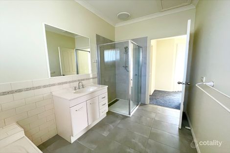 Property photo of 2/43 Sandown Road Ascot Vale VIC 3032