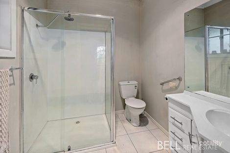 Property photo of 3 Simmons Close Cockatoo VIC 3781
