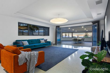 Property photo of 15 Kings Lynn Rise Mindarie WA 6030