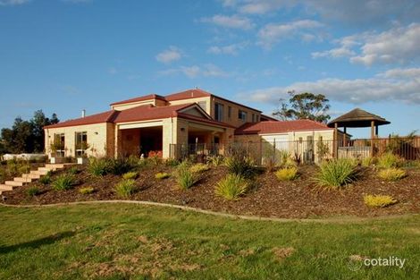 Property photo of 10 Siena Ridge Wallan VIC 3756
