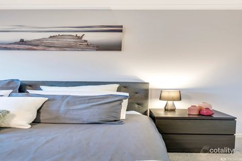 Property photo of 76 Warburton Drive Woodcroft SA 5162