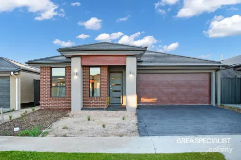 18 Velvet Ave, Rockbank, VIC 3335