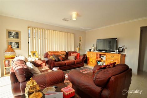 Property photo of 4 Miranda Place Seaford Meadows SA 5169