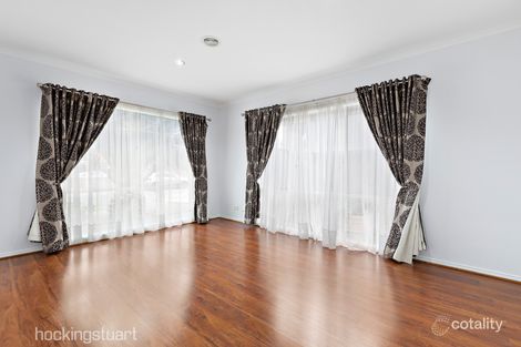 Property photo of 8 Glenview Street Roxburgh Park VIC 3064