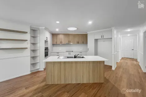 Property photo of 14 Whimbrel Grove Eli Waters QLD 4655