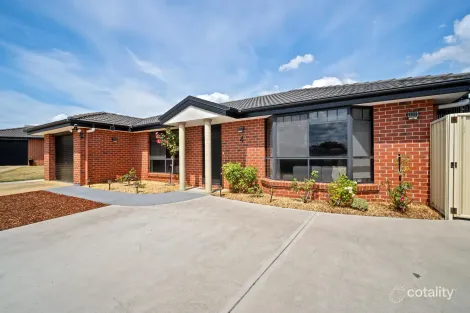 Property photo of 4/21-23 Bartlett Grove Newnham TAS 7248